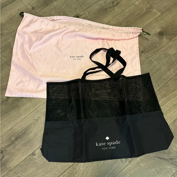 Kate Spade Reversible Bon Voyage tote with dust bag and extra gift